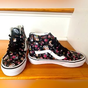 Vans Sk8-Hi, zip back, Butterfly Floral print, Little Kid Size 13, NWOT, no box